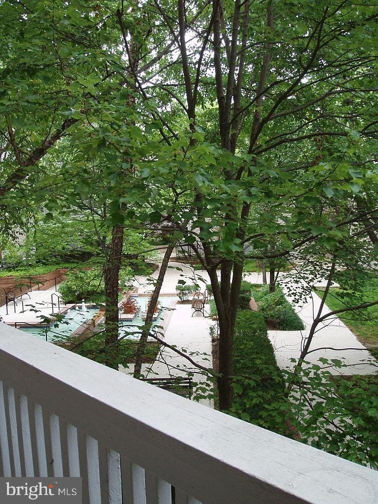 1504 Lincoln WAY Unit: 208