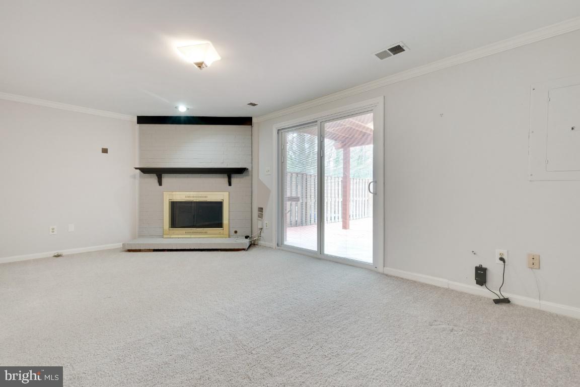 6188 Darleon PLACE