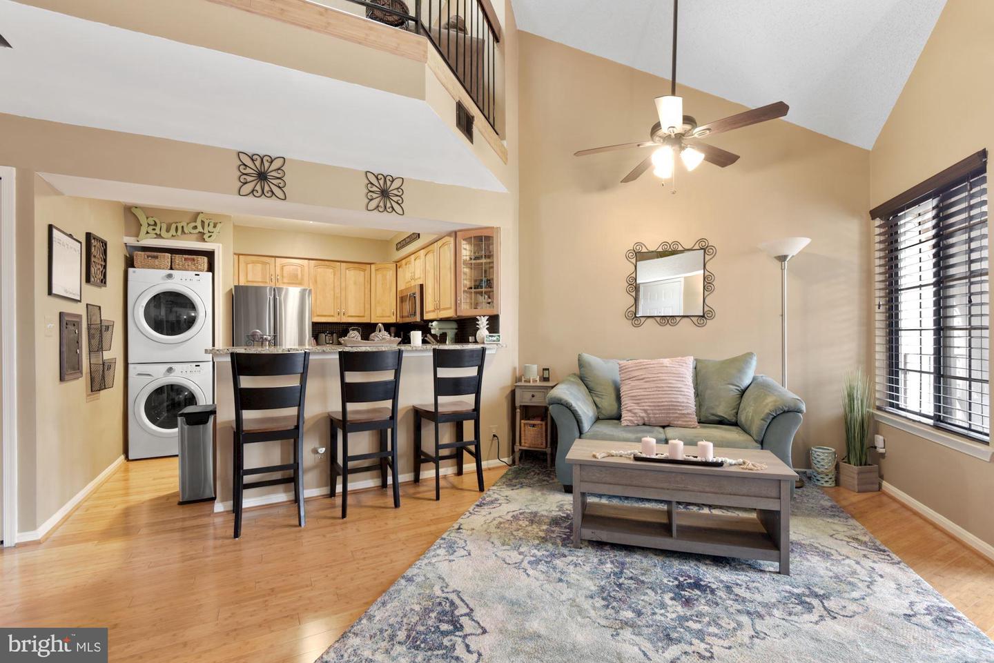 6024 Curtier DRIVE Unit: 6024F