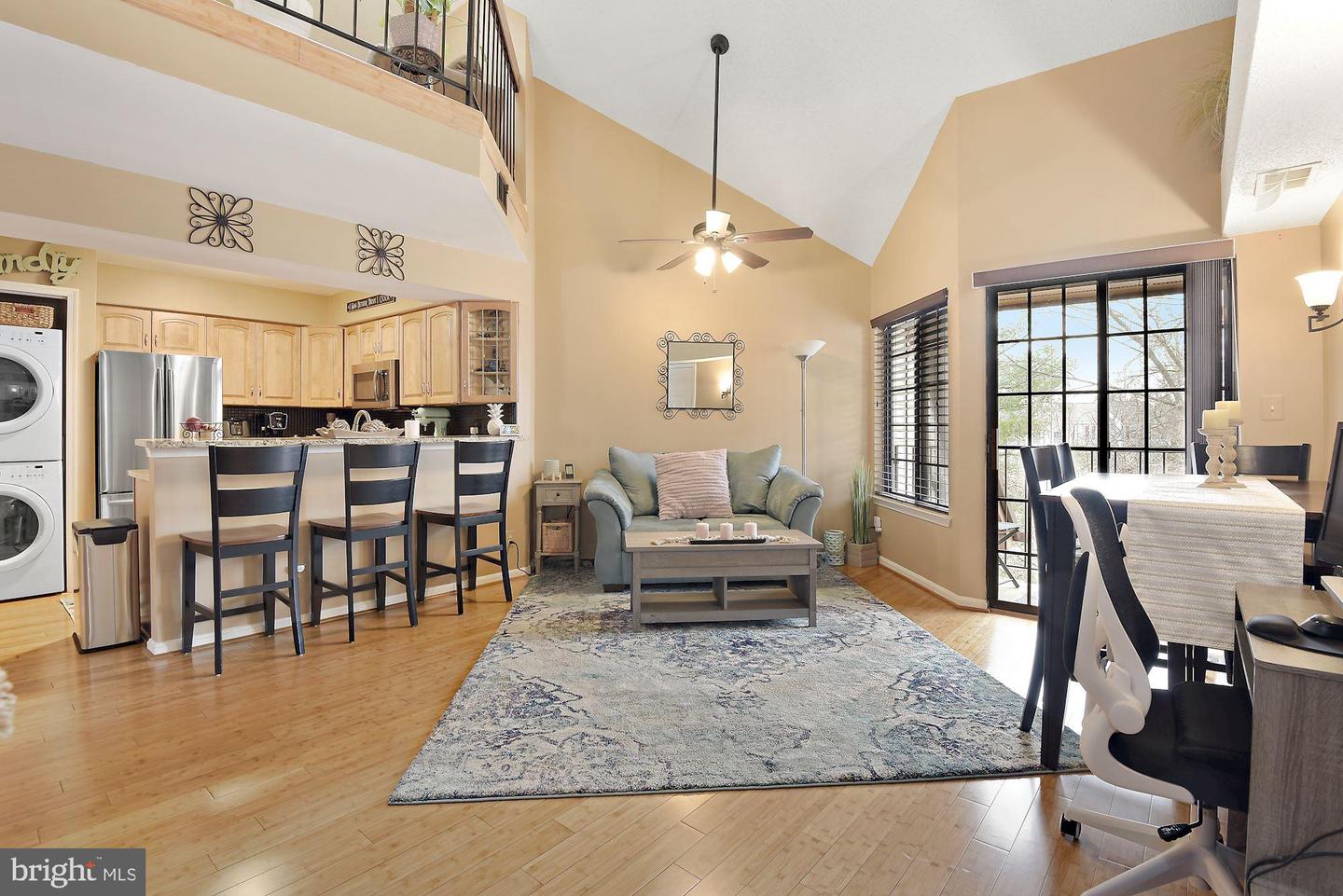 6024 Curtier DRIVE Unit: 6024F