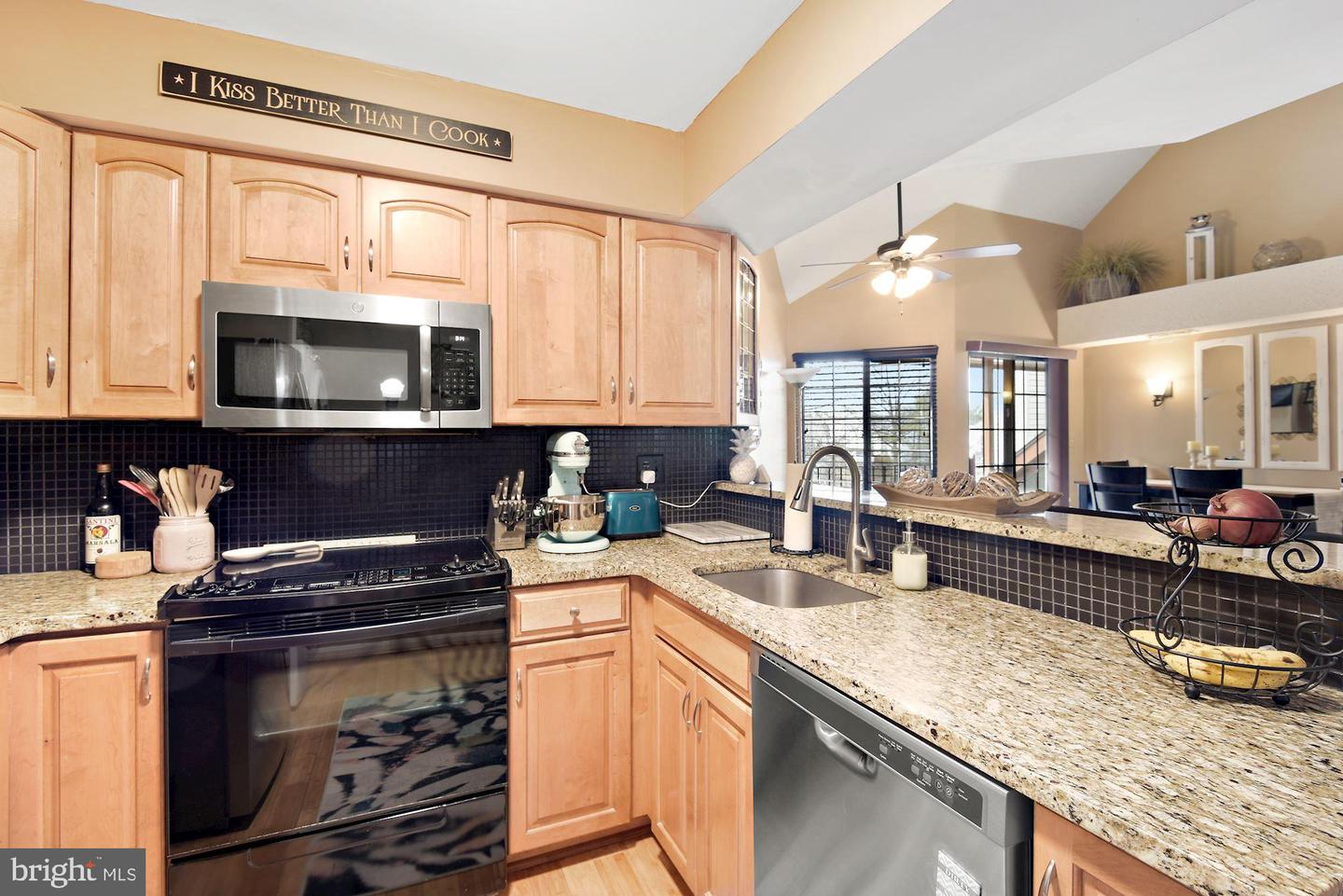 6024 Curtier DRIVE Unit: 6024F