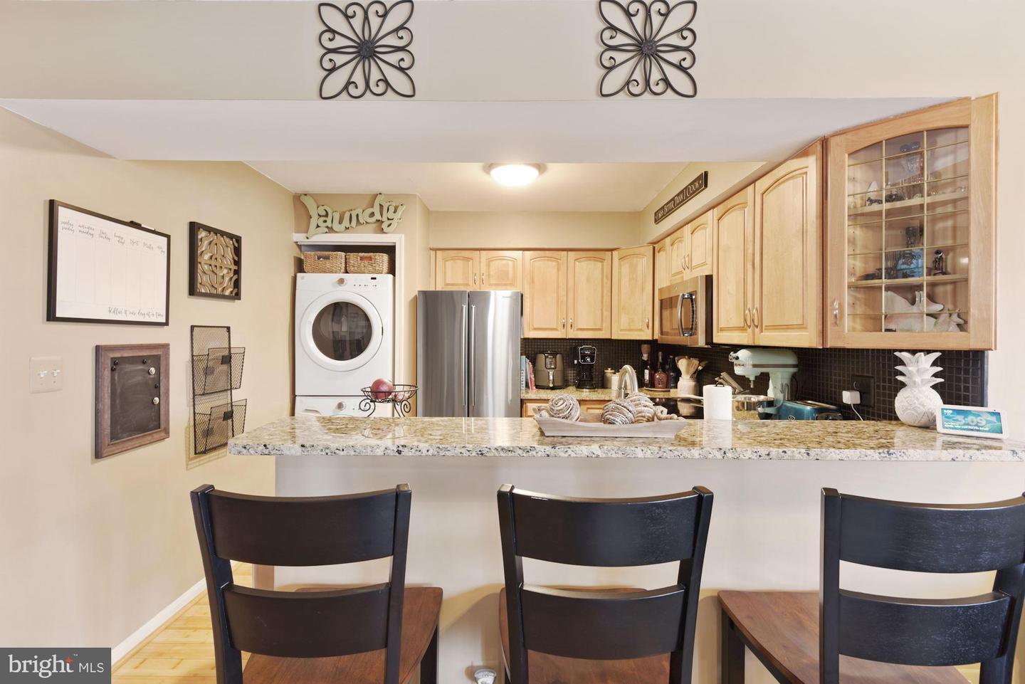 6024 Curtier DRIVE Unit: 6024F