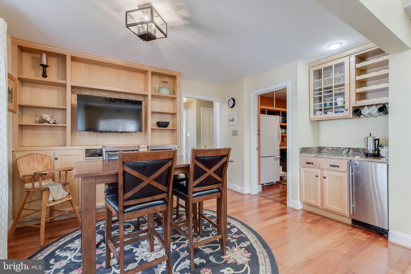 5426 Donnelly COURT