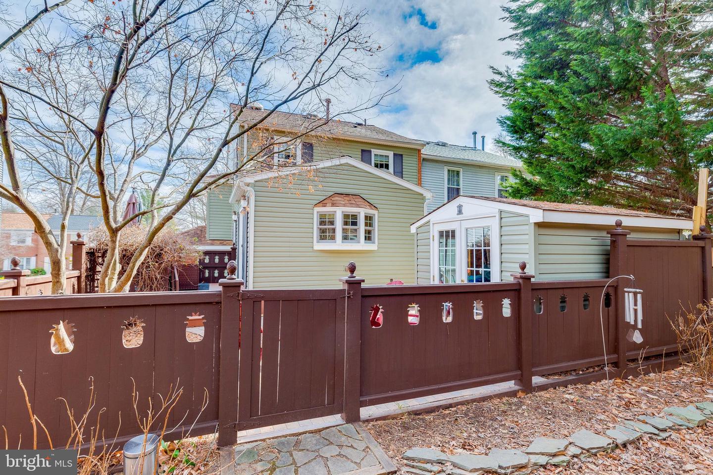 5426 Donnelly COURT