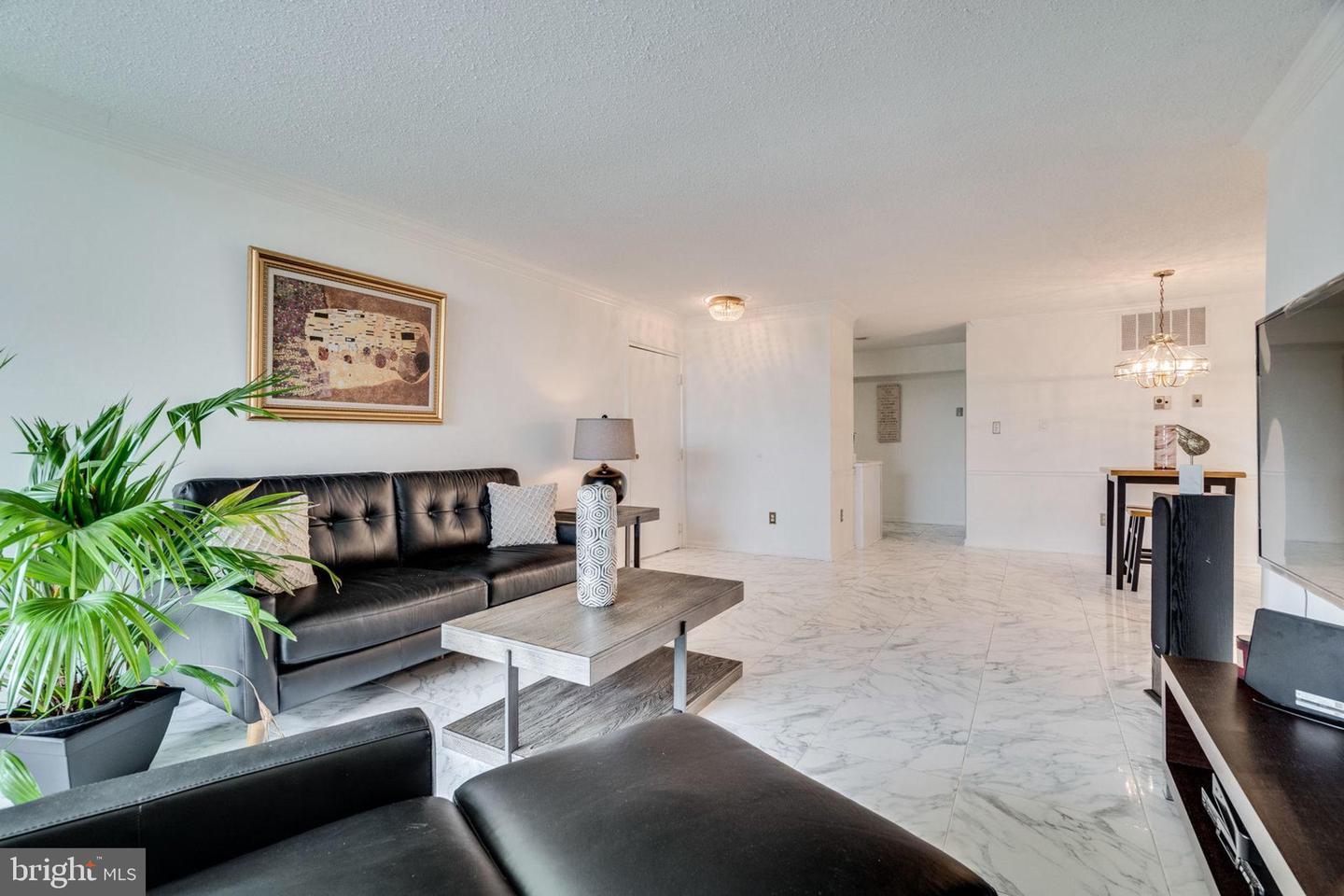 3113 Patrick Henry Unit: 533