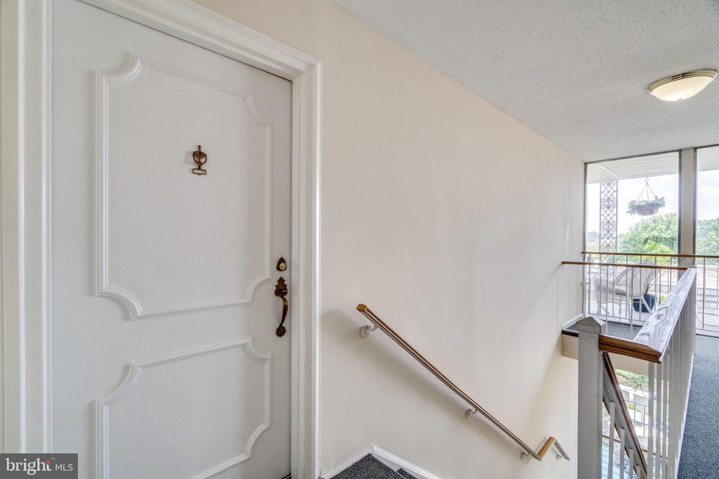 3113 Patrick Henry Unit: 533