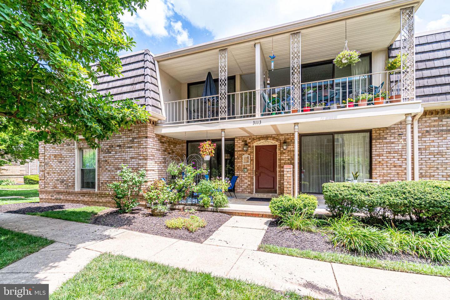 3113 Patrick Henry Unit: 533