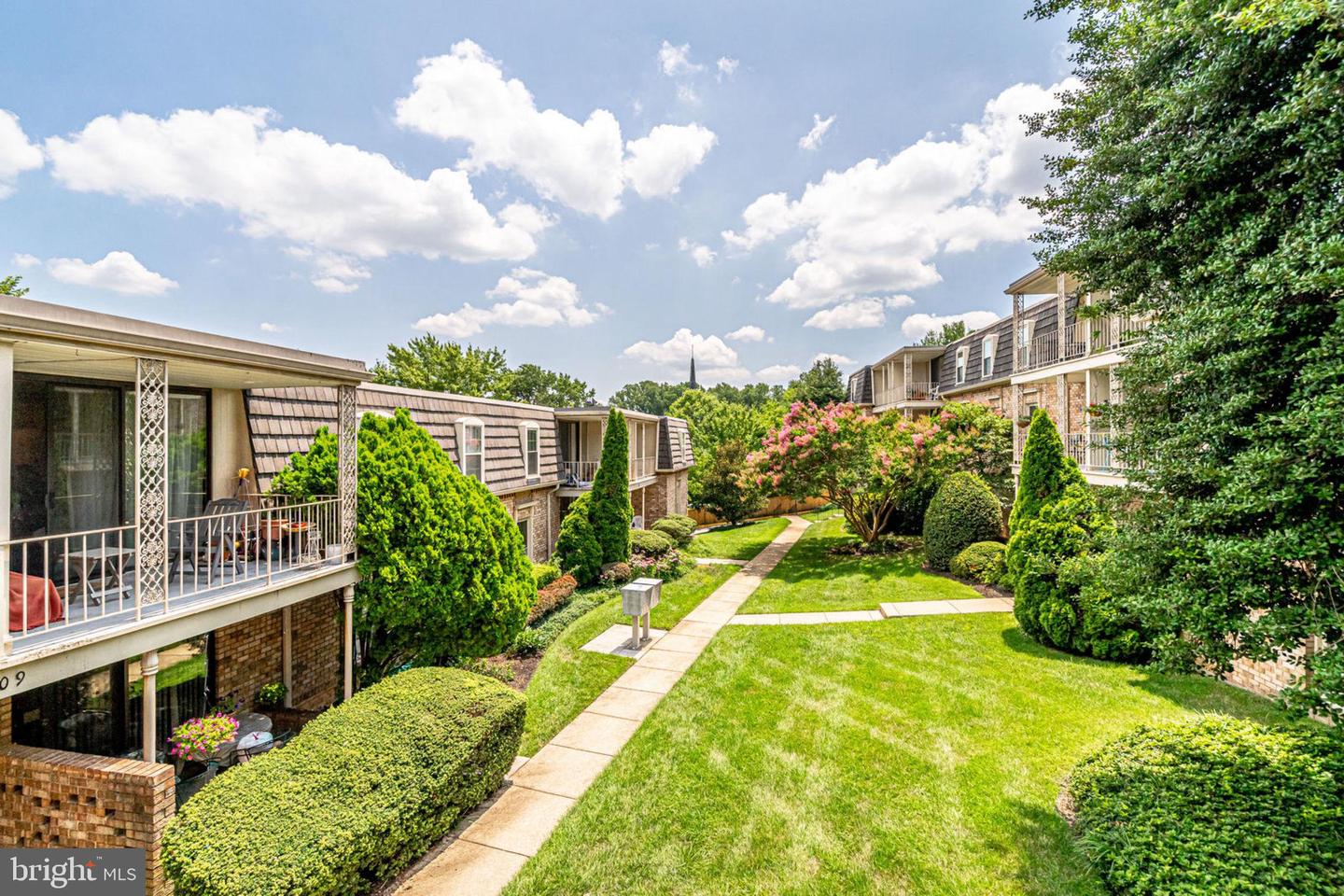 3113 Patrick Henry Unit: 533