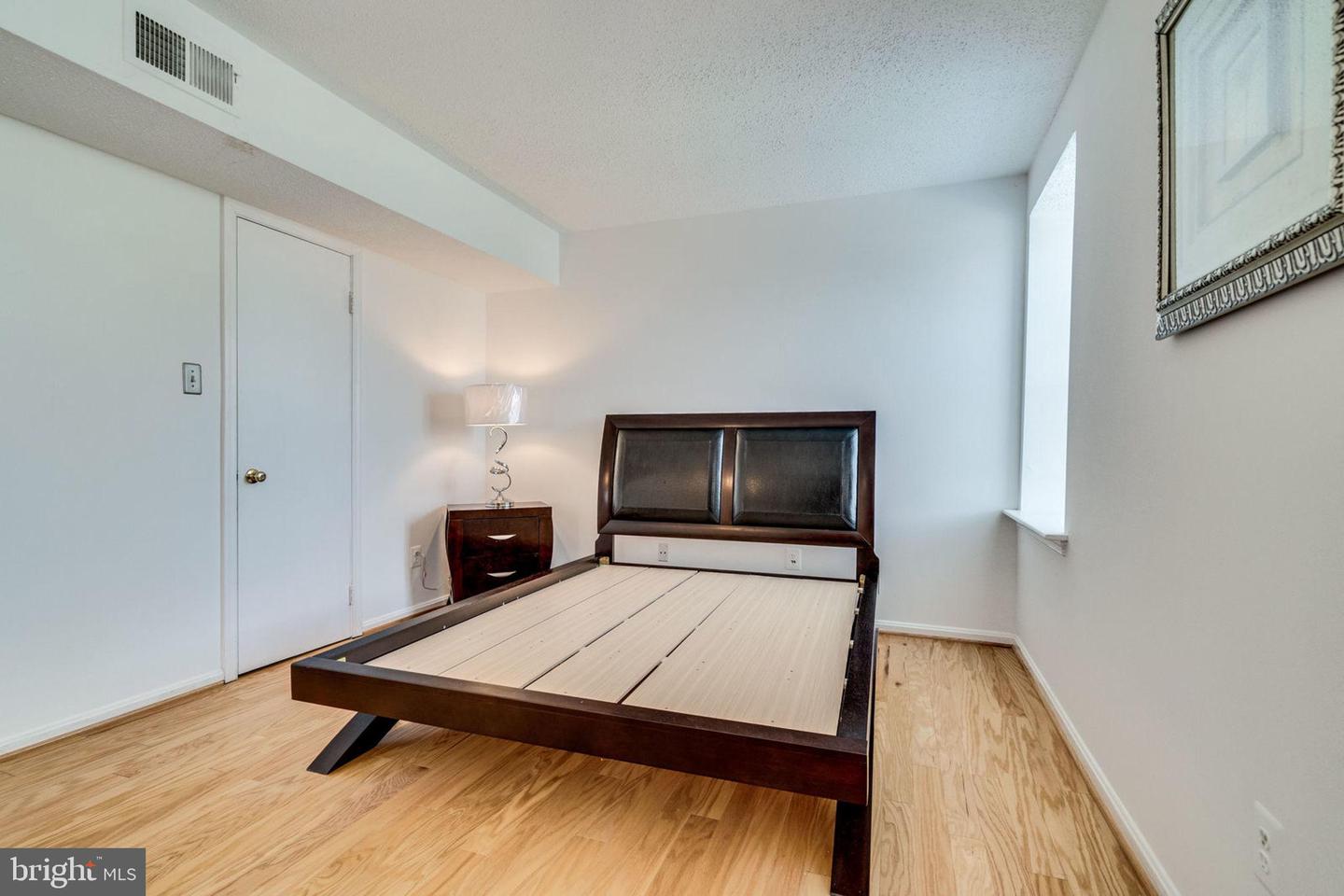 3113 Patrick Henry Unit: 533
