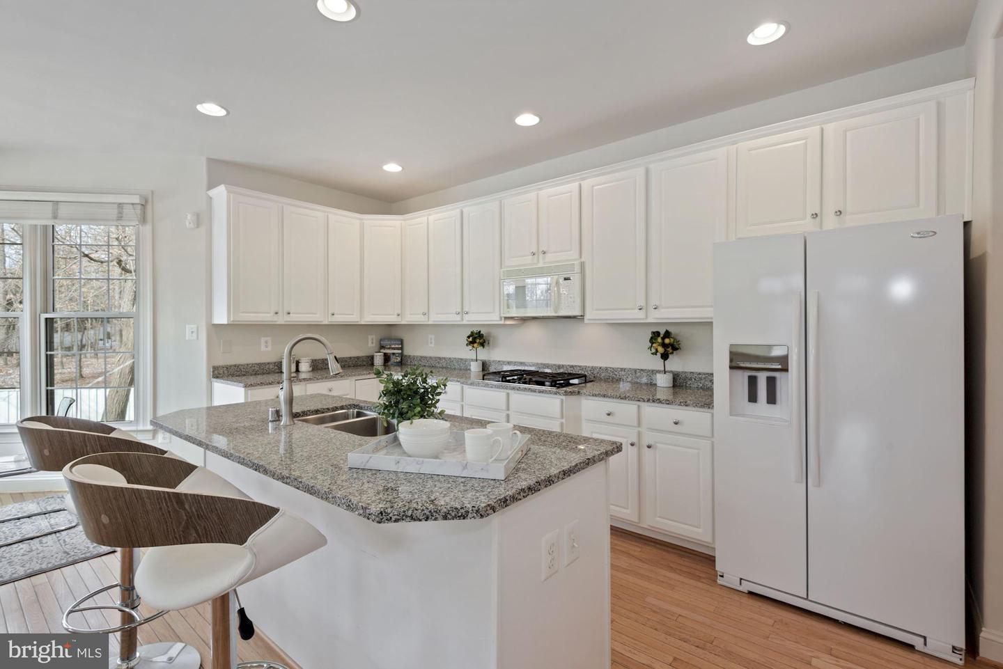 7955 Robarge COURT