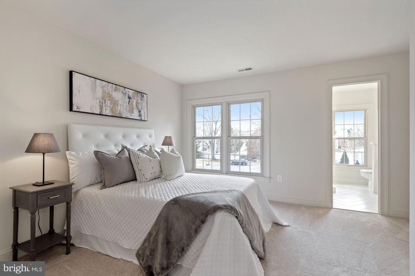 7955 Robarge COURT