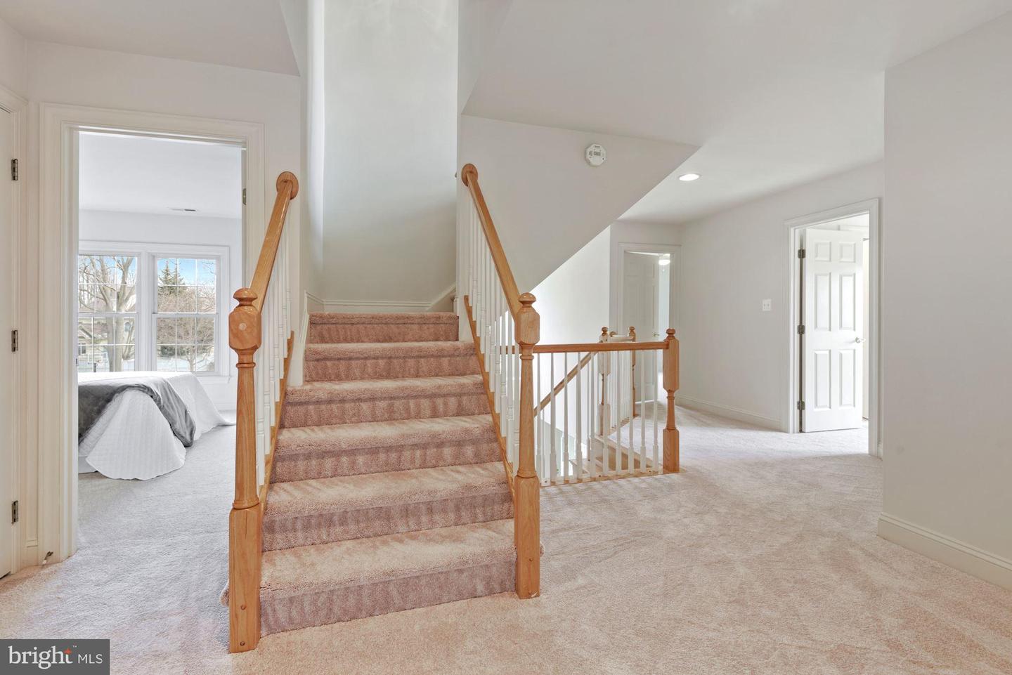7955 Robarge COURT