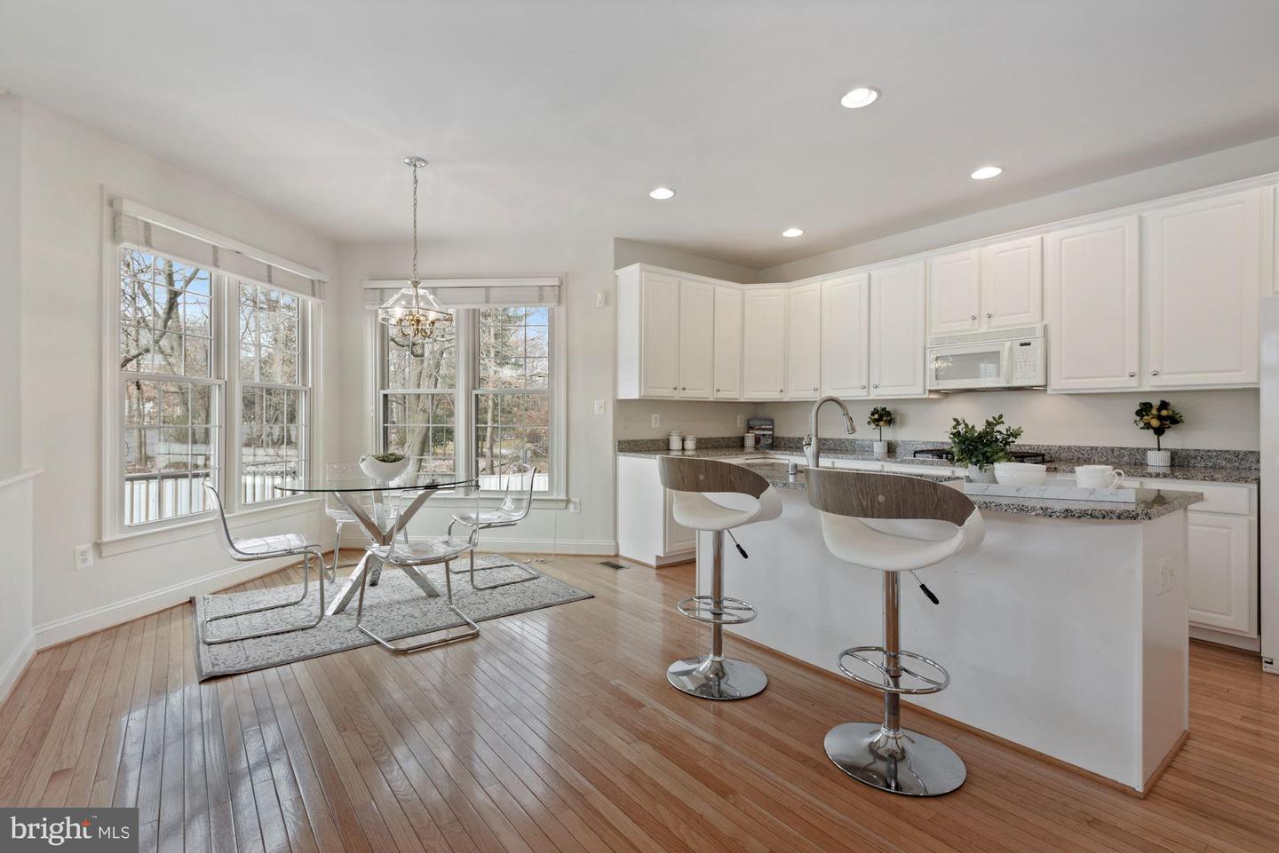 7955 Robarge COURT