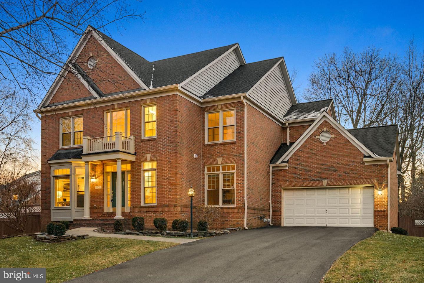 7955 Robarge COURT