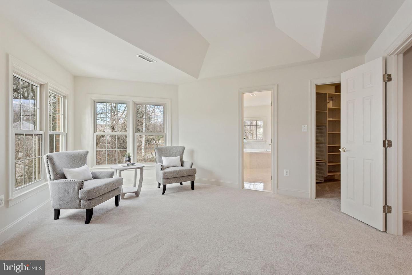 7955 Robarge COURT