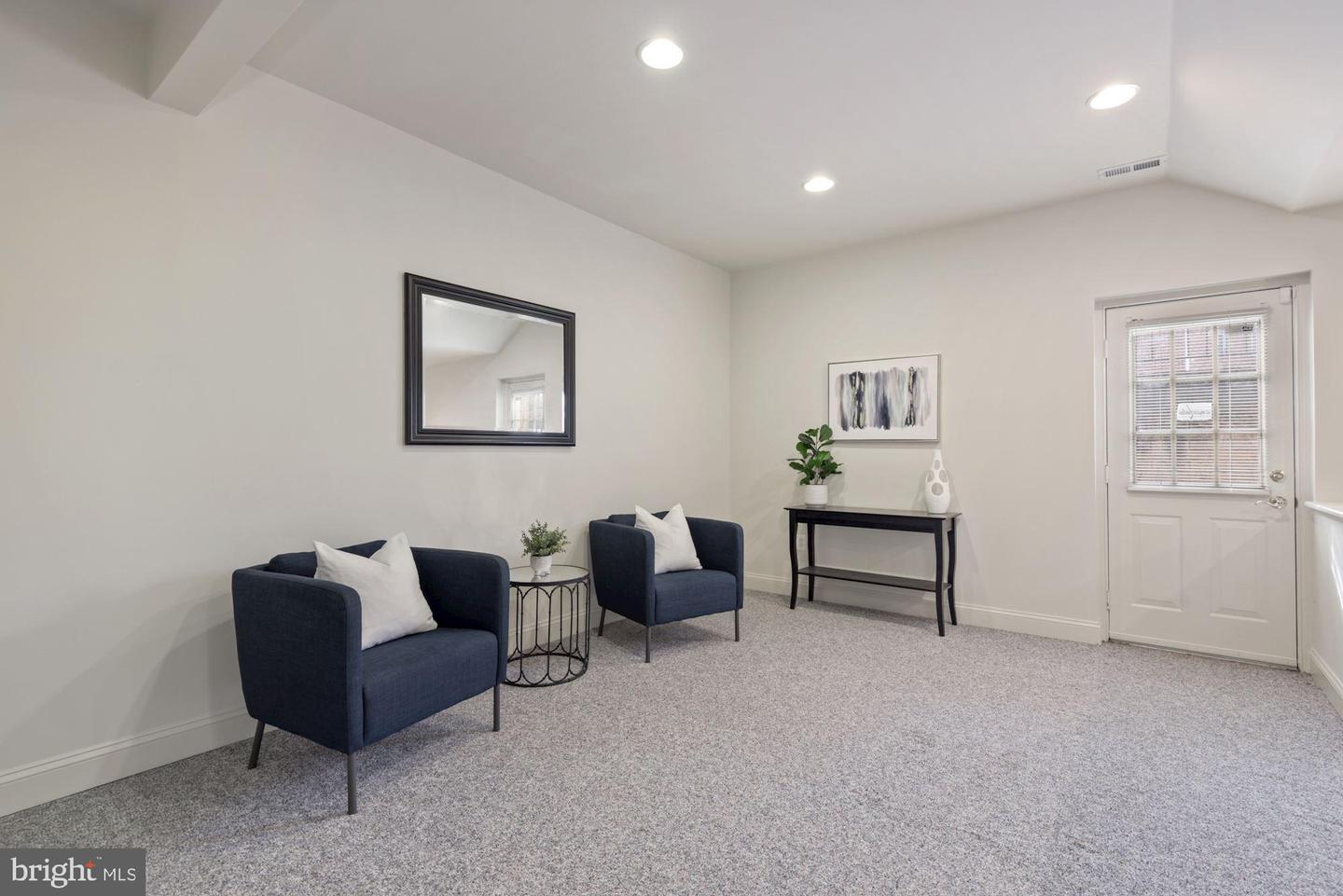 7955 Robarge COURT