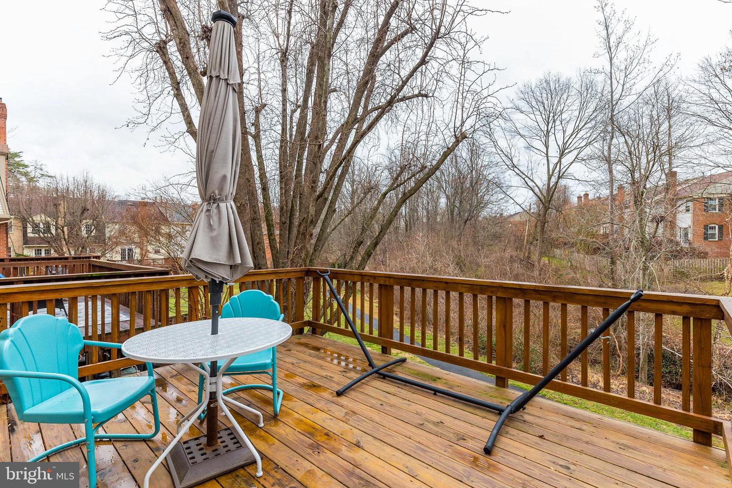 7724 Gromwell COURT