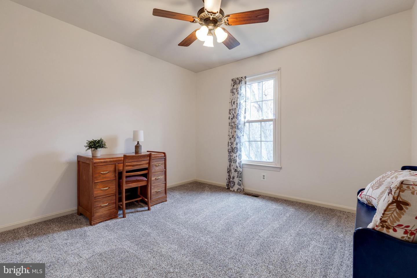 7724 Gromwell COURT