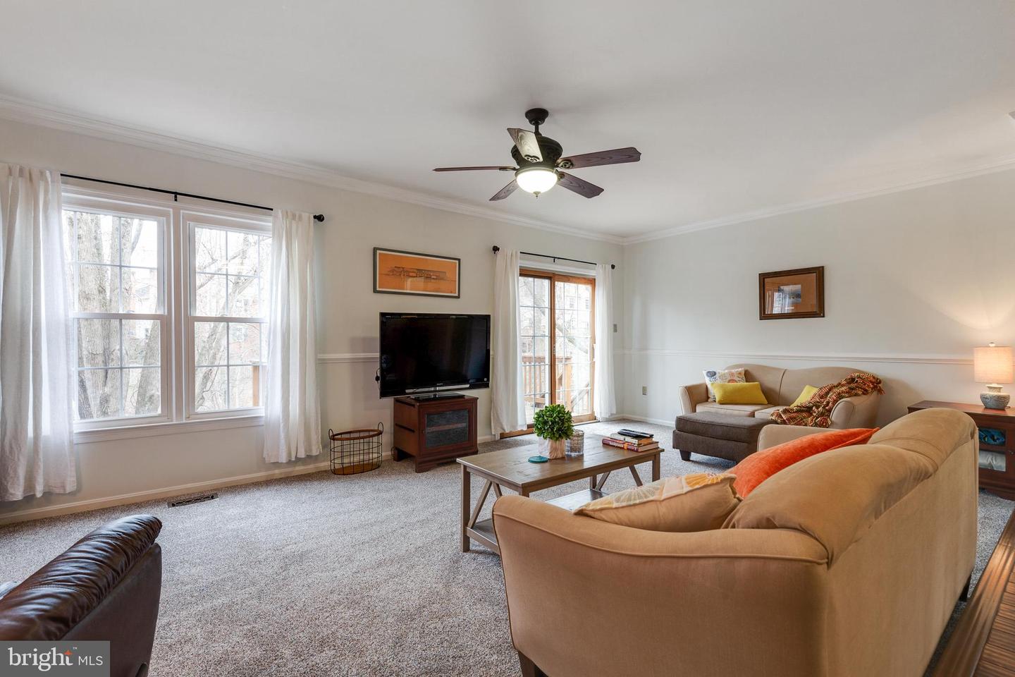 7724 Gromwell COURT