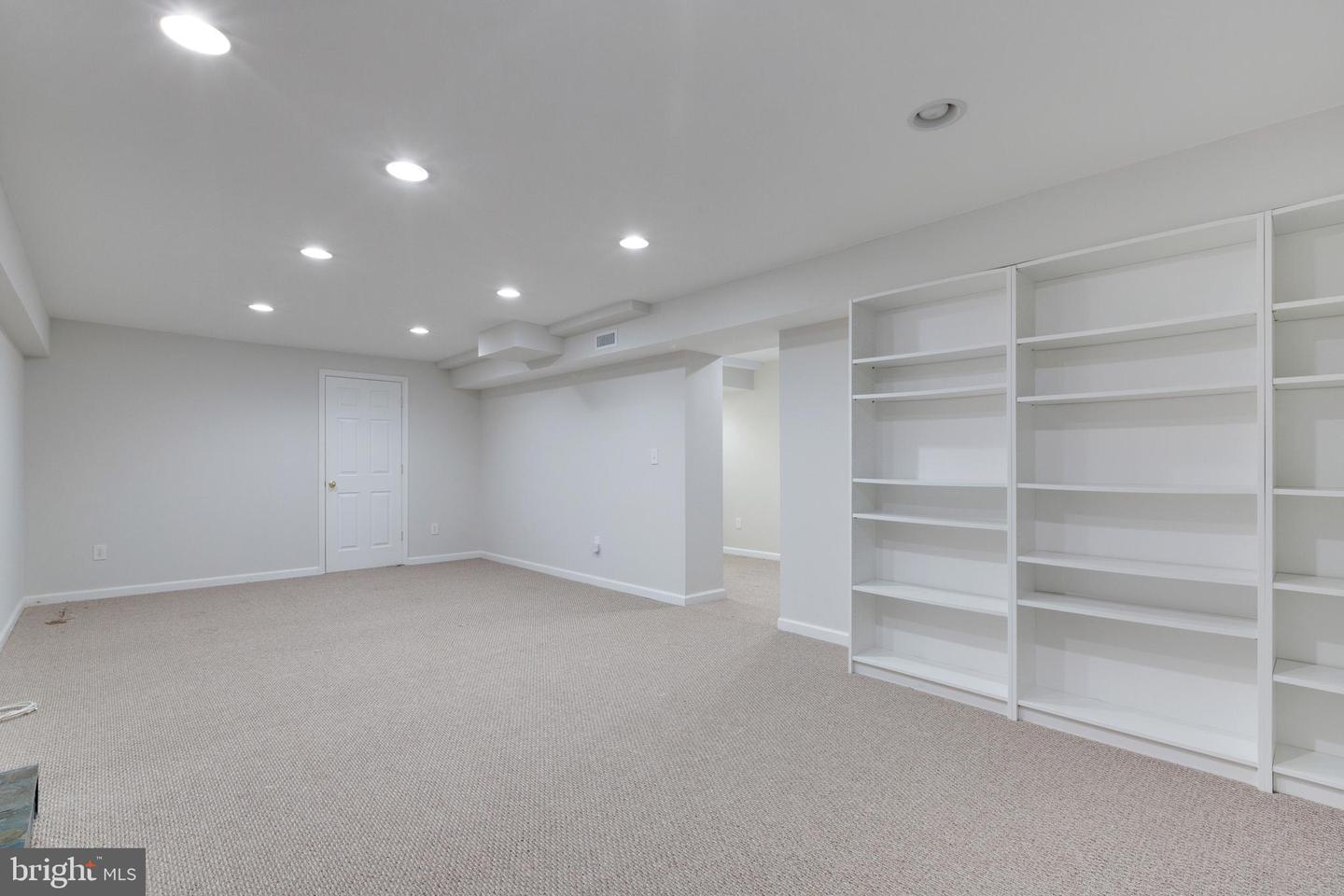 5132 Brentwood Farm DRIVE