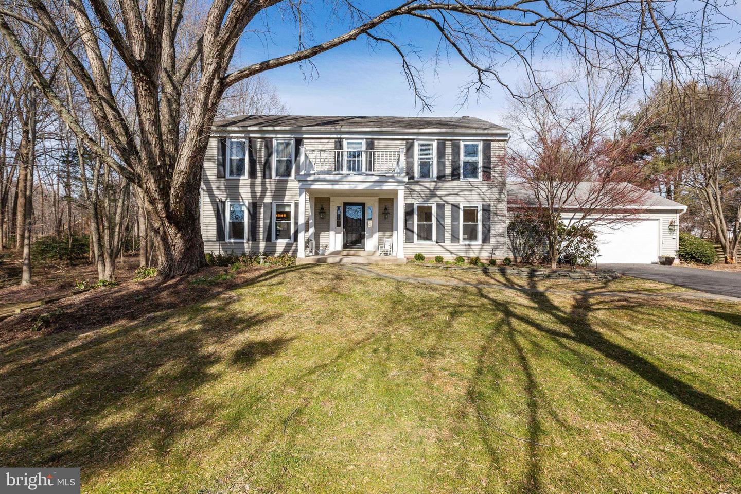 5132 Brentwood Farm DRIVE