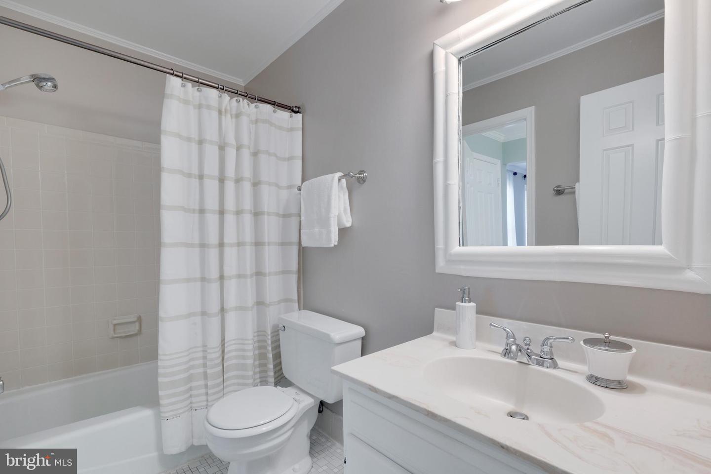 5132 Brentwood Farm DRIVE