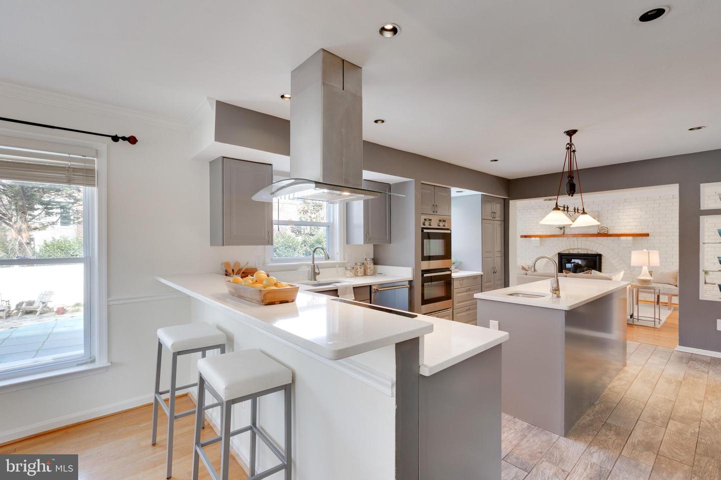 5132 Brentwood Farm DRIVE
