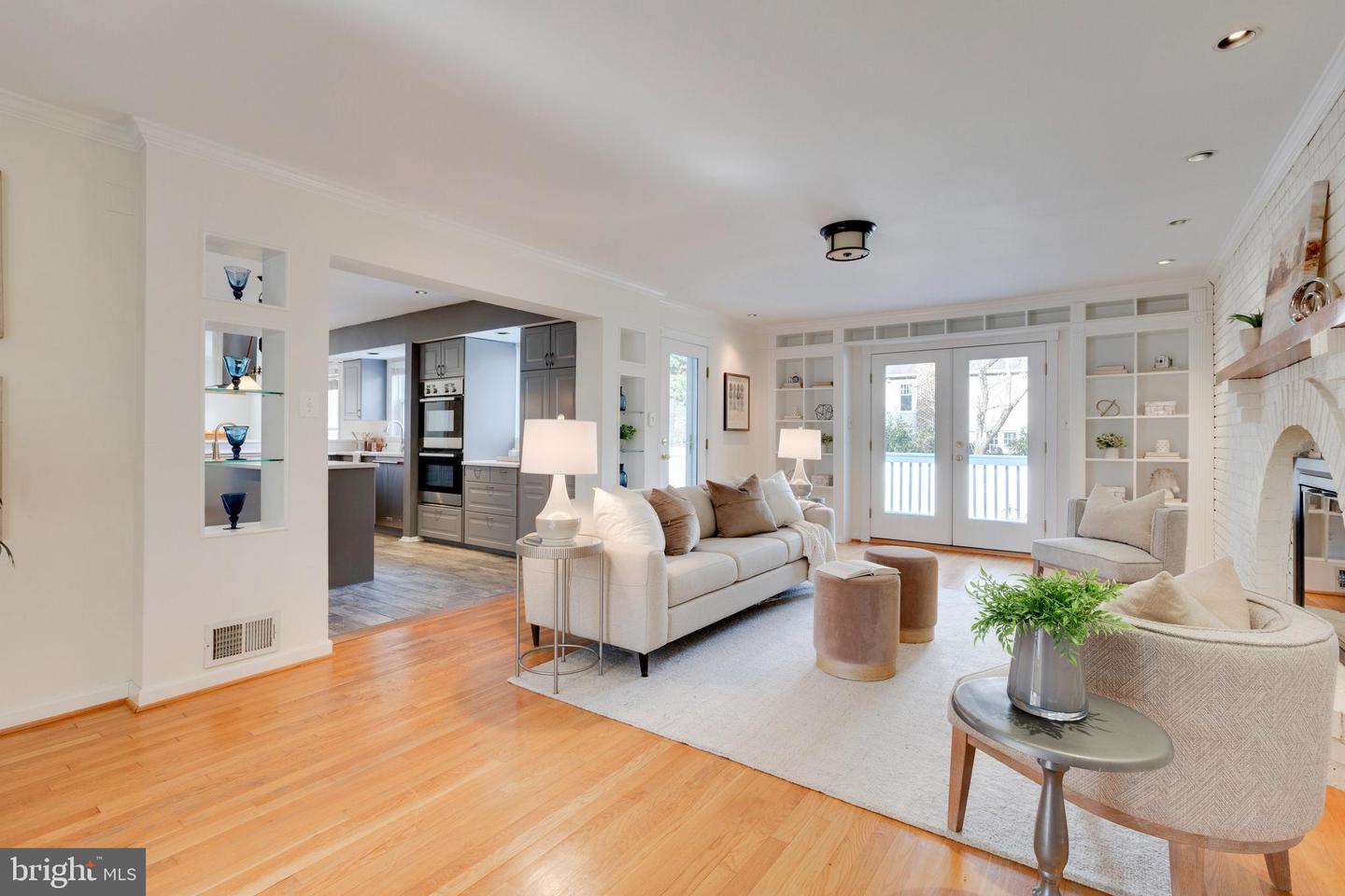5132 Brentwood Farm DRIVE