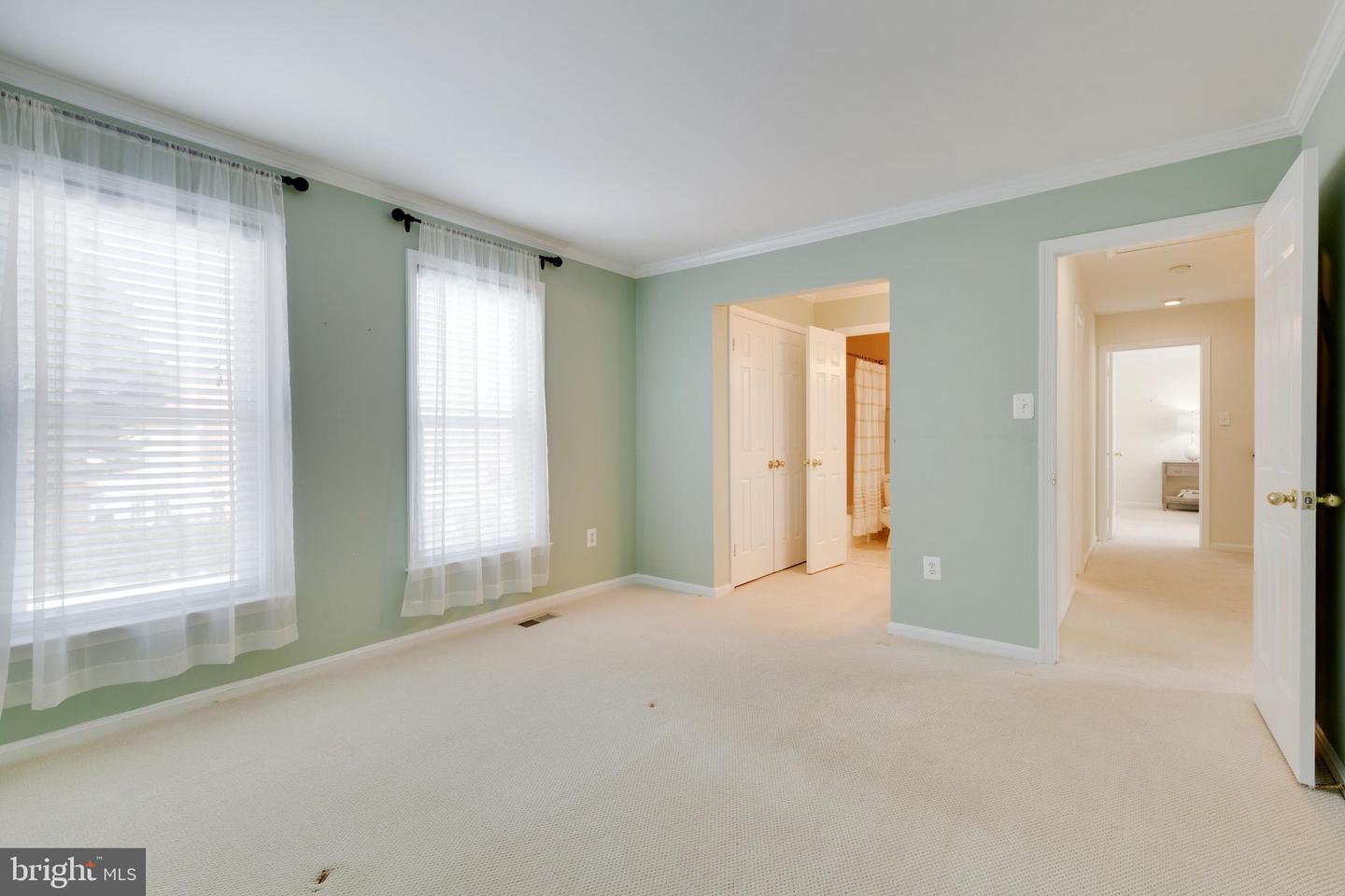 5132 Brentwood Farm DRIVE