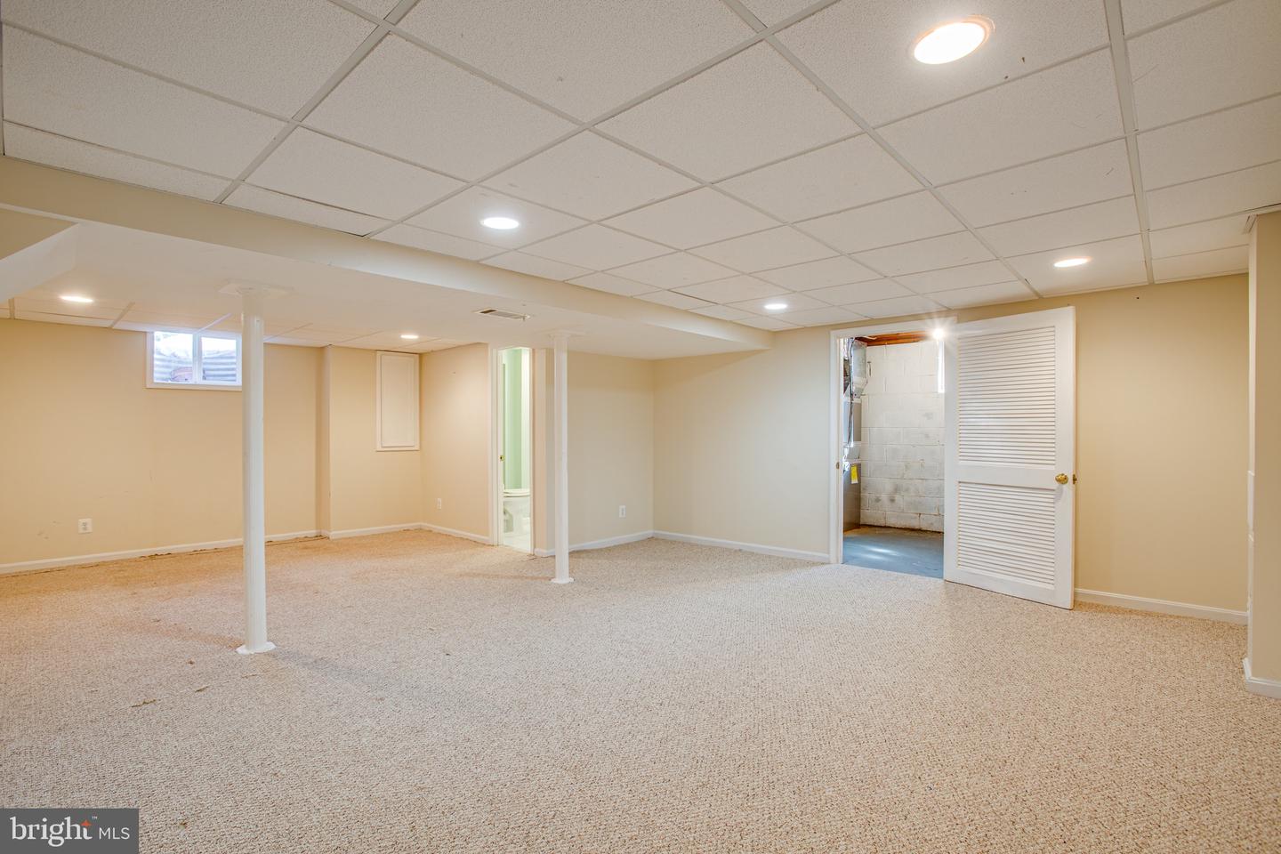 8124 Langbrook ROAD