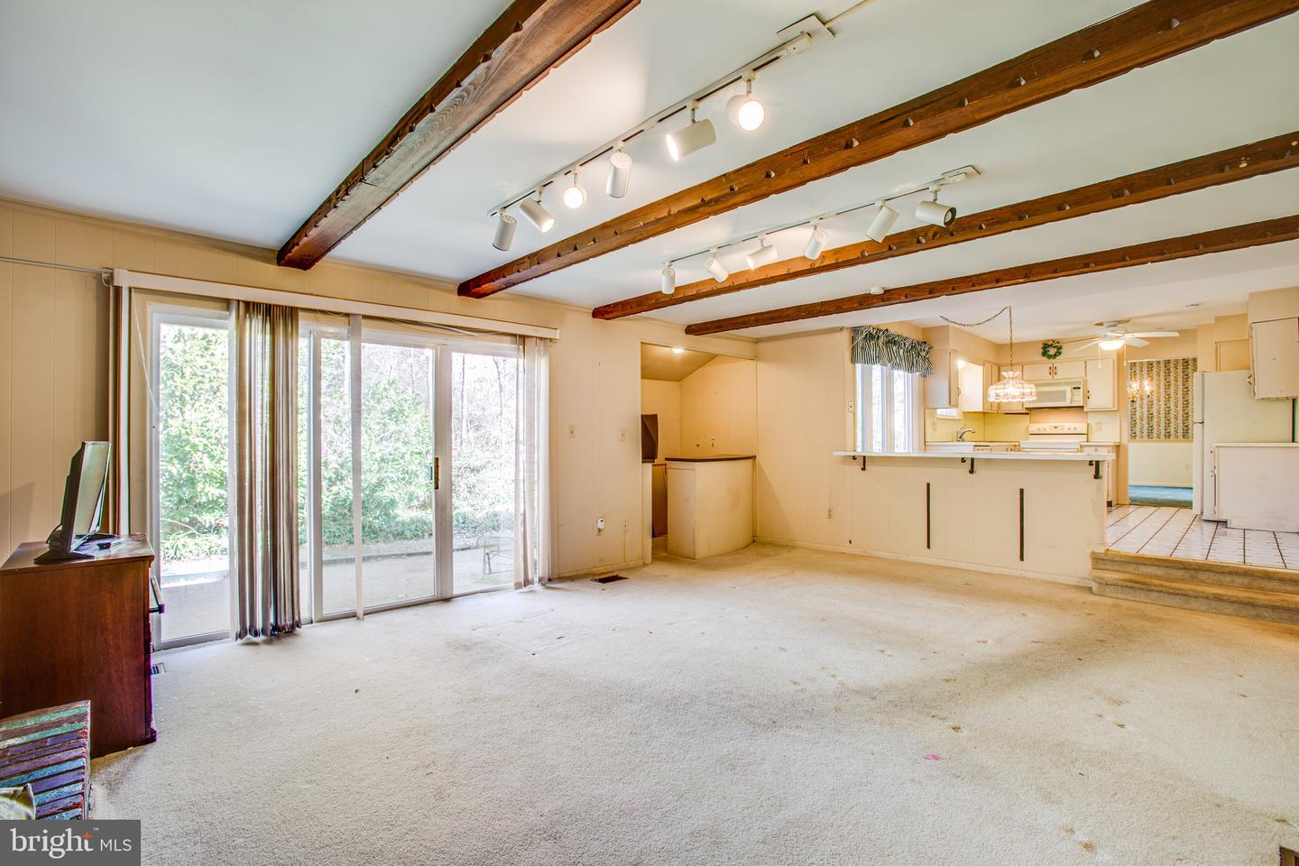 8124 Langbrook ROAD