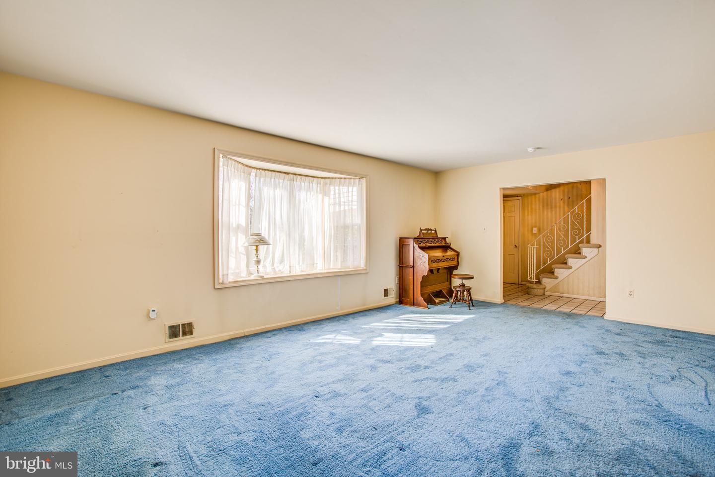8124 Langbrook ROAD