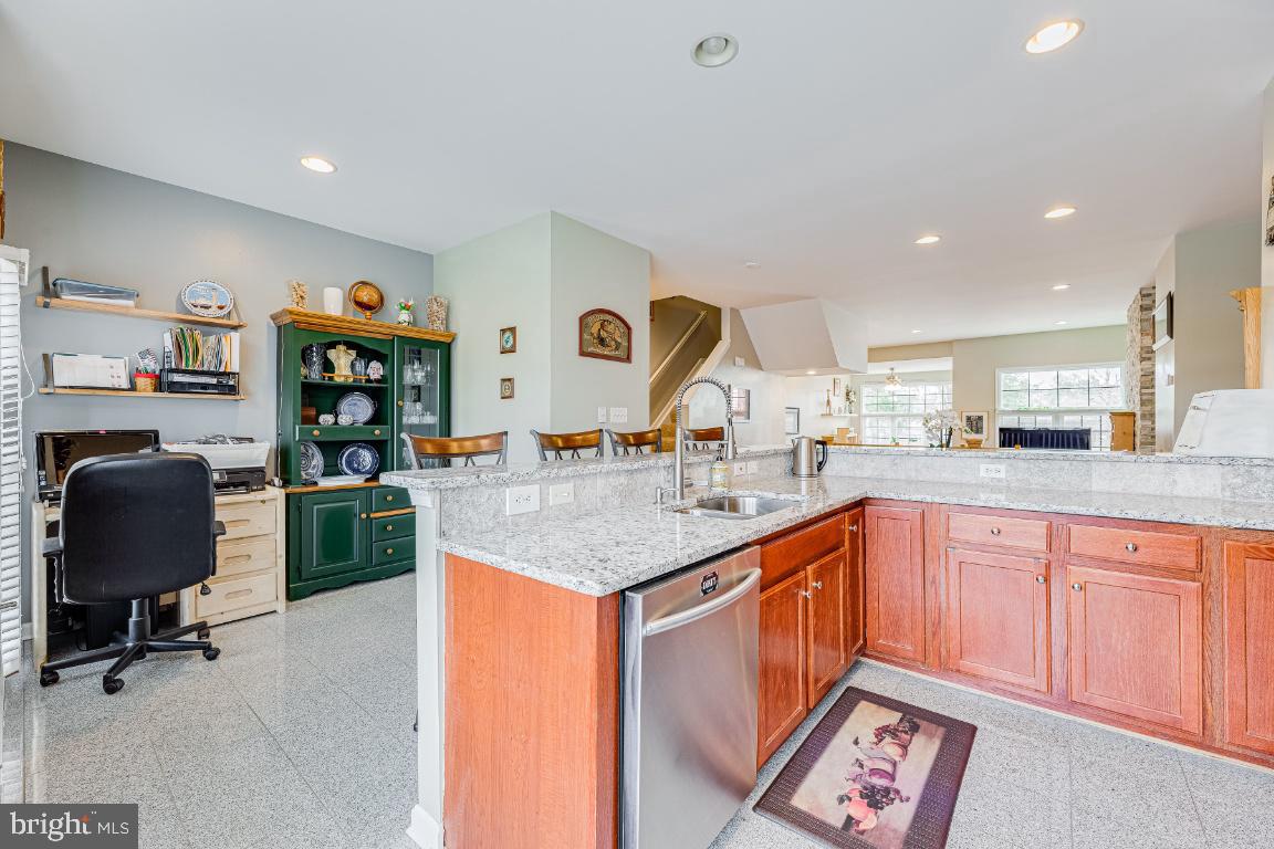 8154 Bianca PLACE
