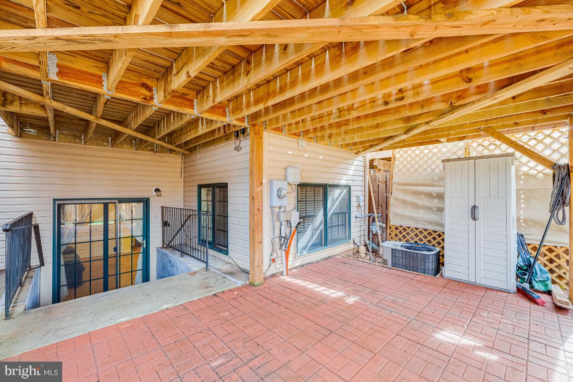 8154 Bianca PLACE