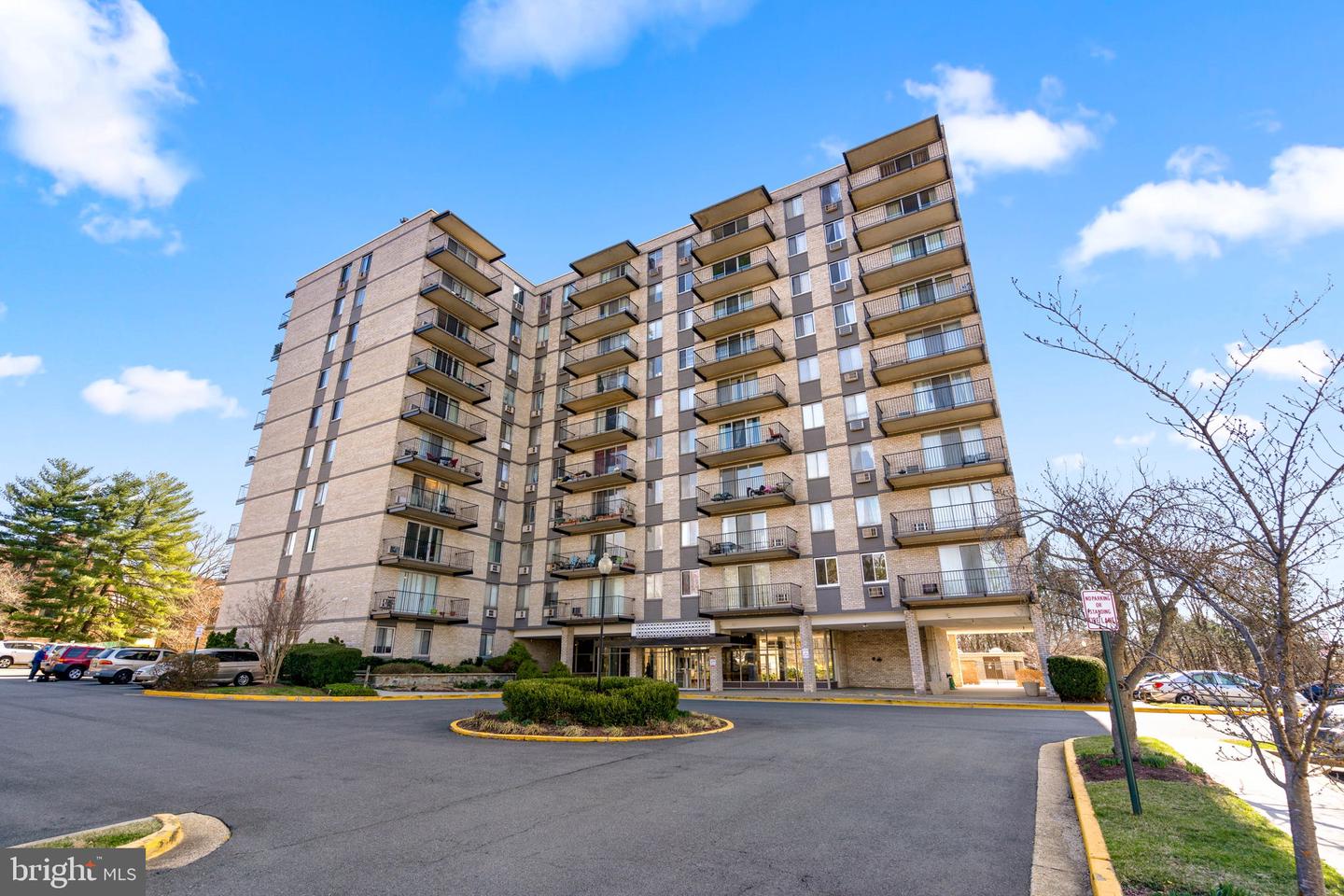 3245 Rio DRIVE Unit: 611