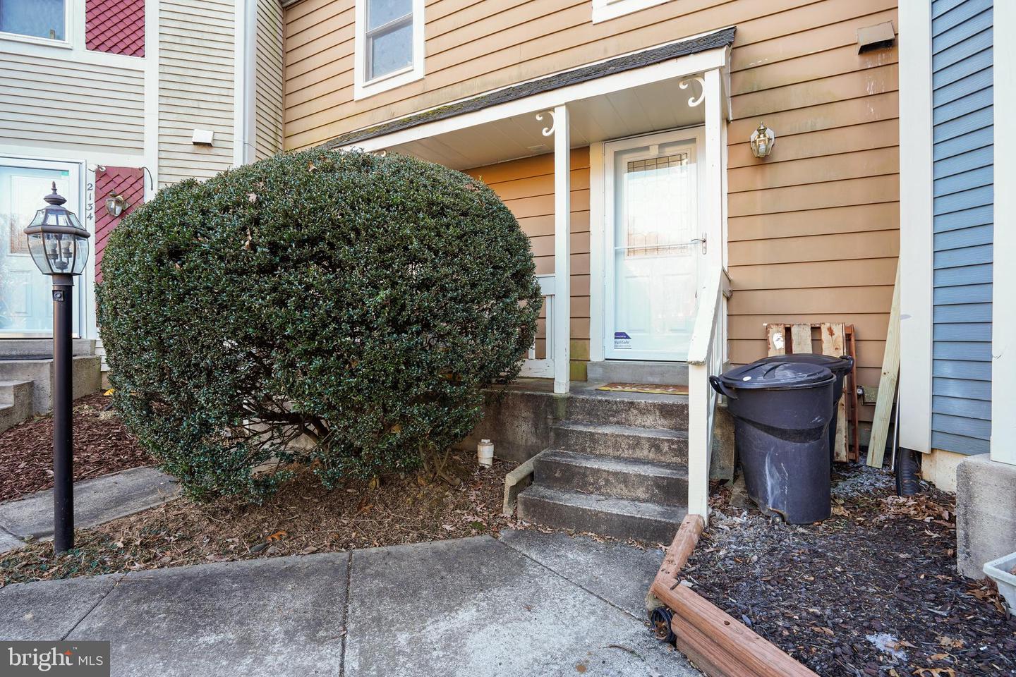 2130 Whisperwood Glen LANE