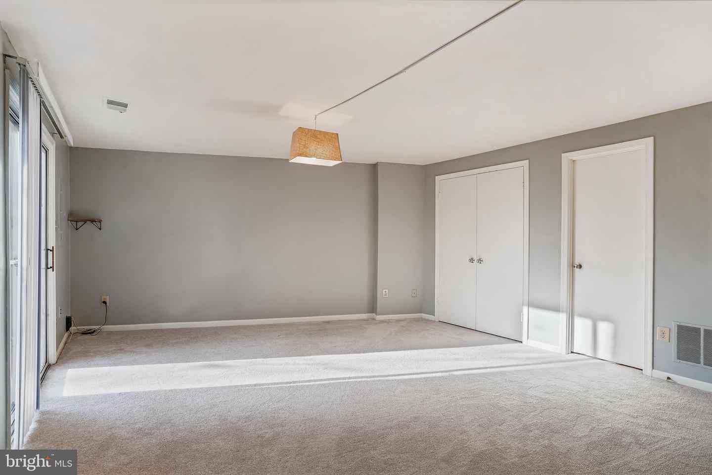 2130 Whisperwood Glen LANE