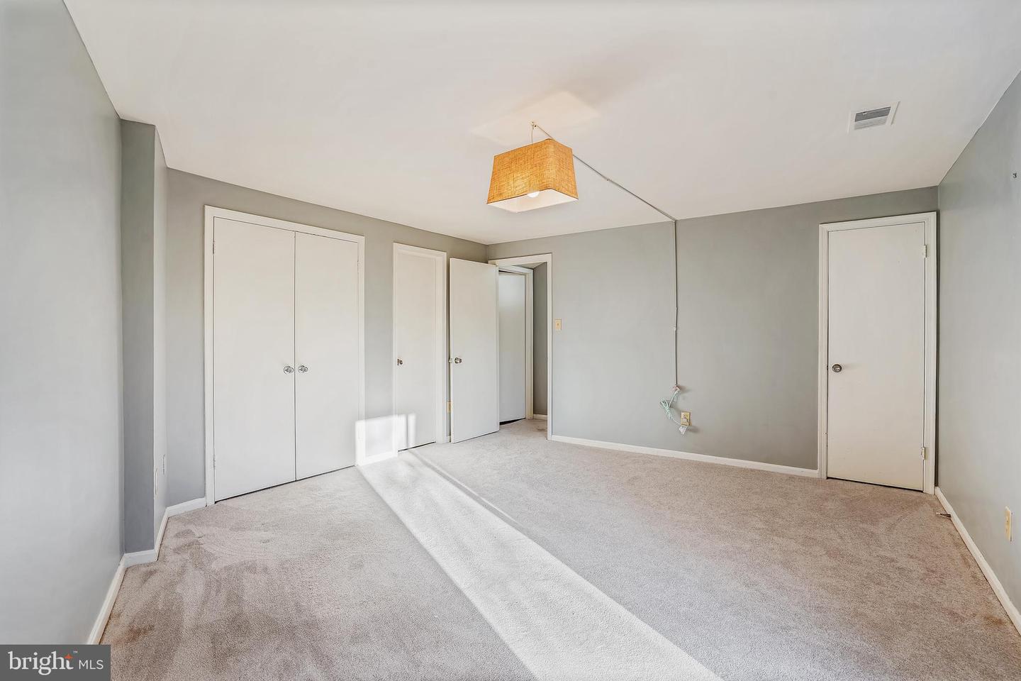 2130 Whisperwood Glen LANE