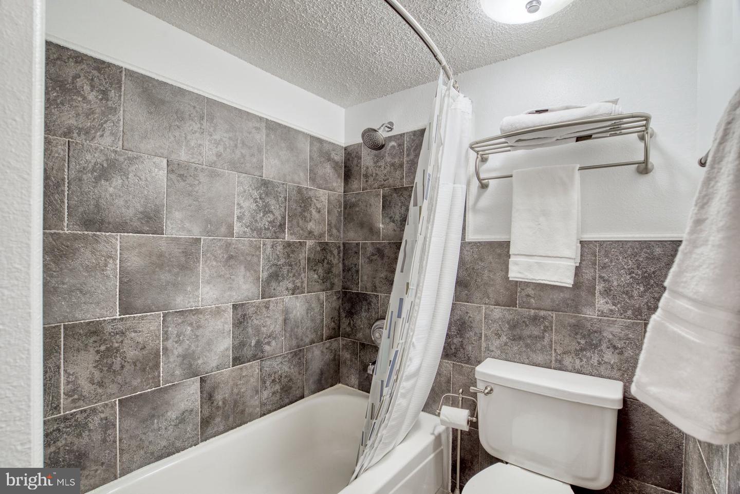 1524 Lincoln WAY Unit: 416