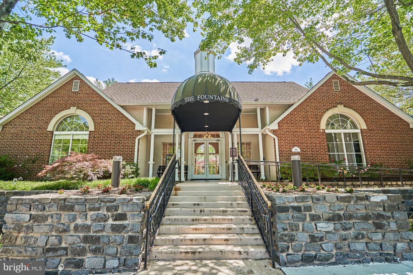 1524 Lincoln WAY Unit: 416