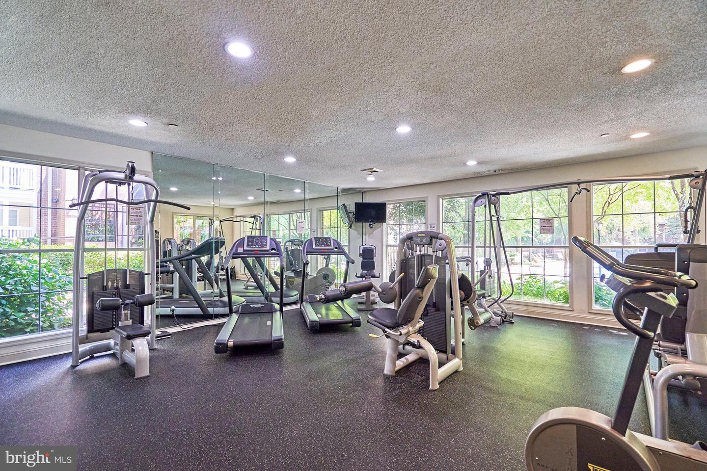 1524 Lincoln WAY Unit: 416