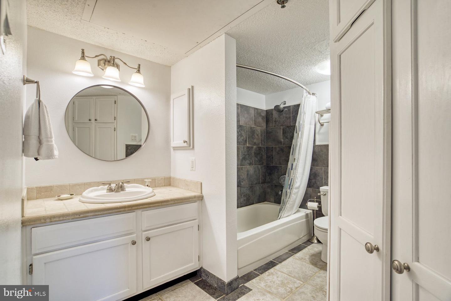 1524 Lincoln WAY Unit: 416