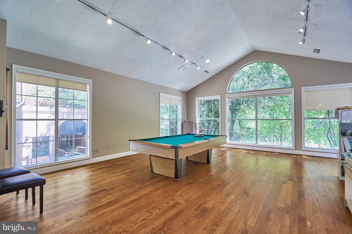 1524 Lincoln WAY Unit: 416