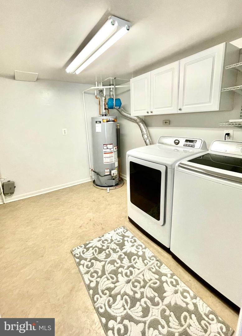 1957 Kennedy DRIVE Unit: 1957