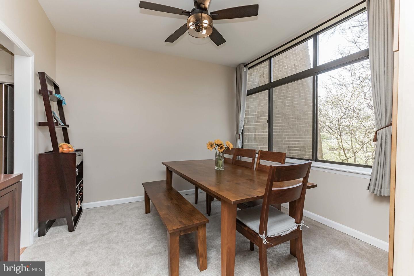 2116 Green Watch WAY Unit: 200