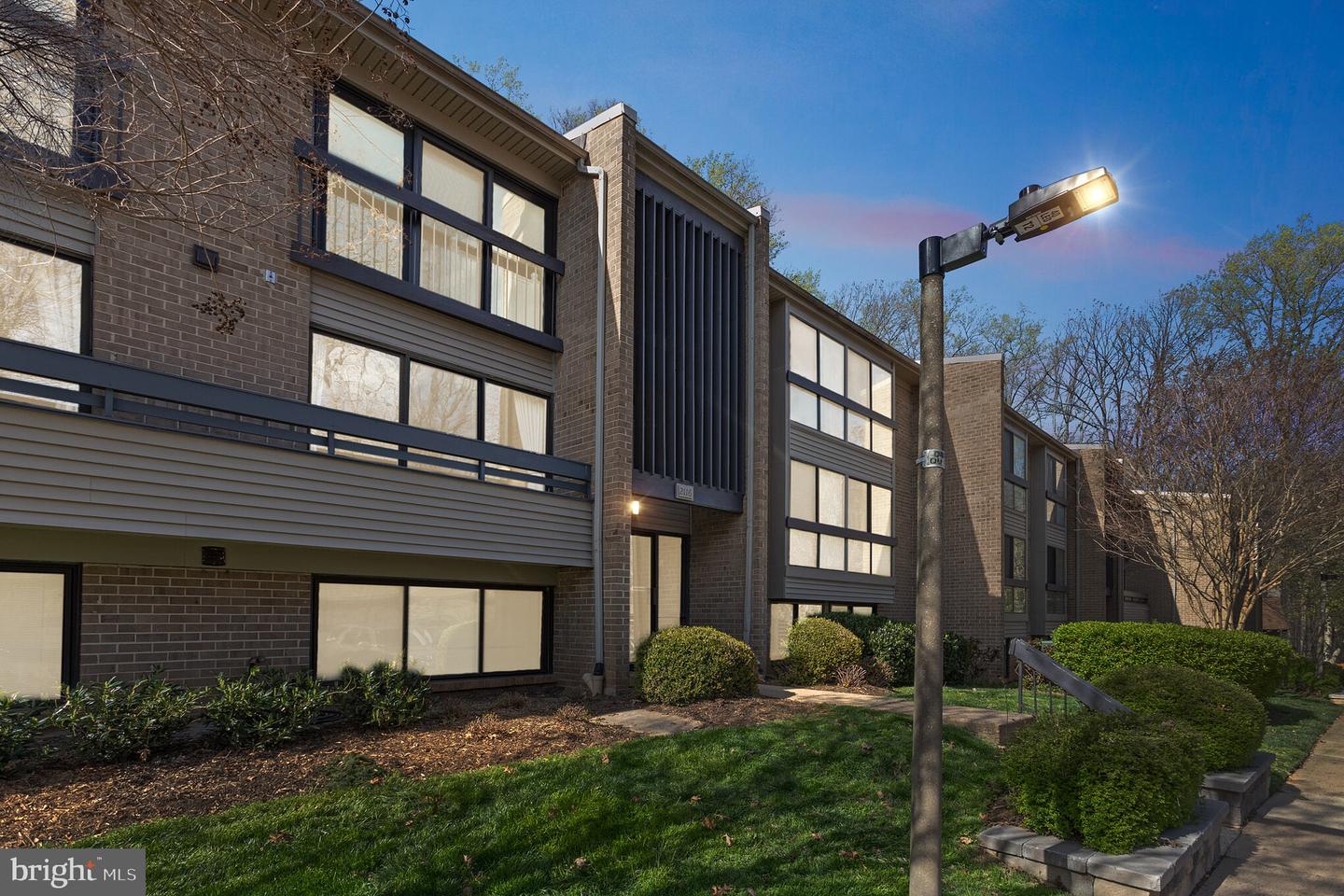 2116 Green Watch WAY Unit: 200