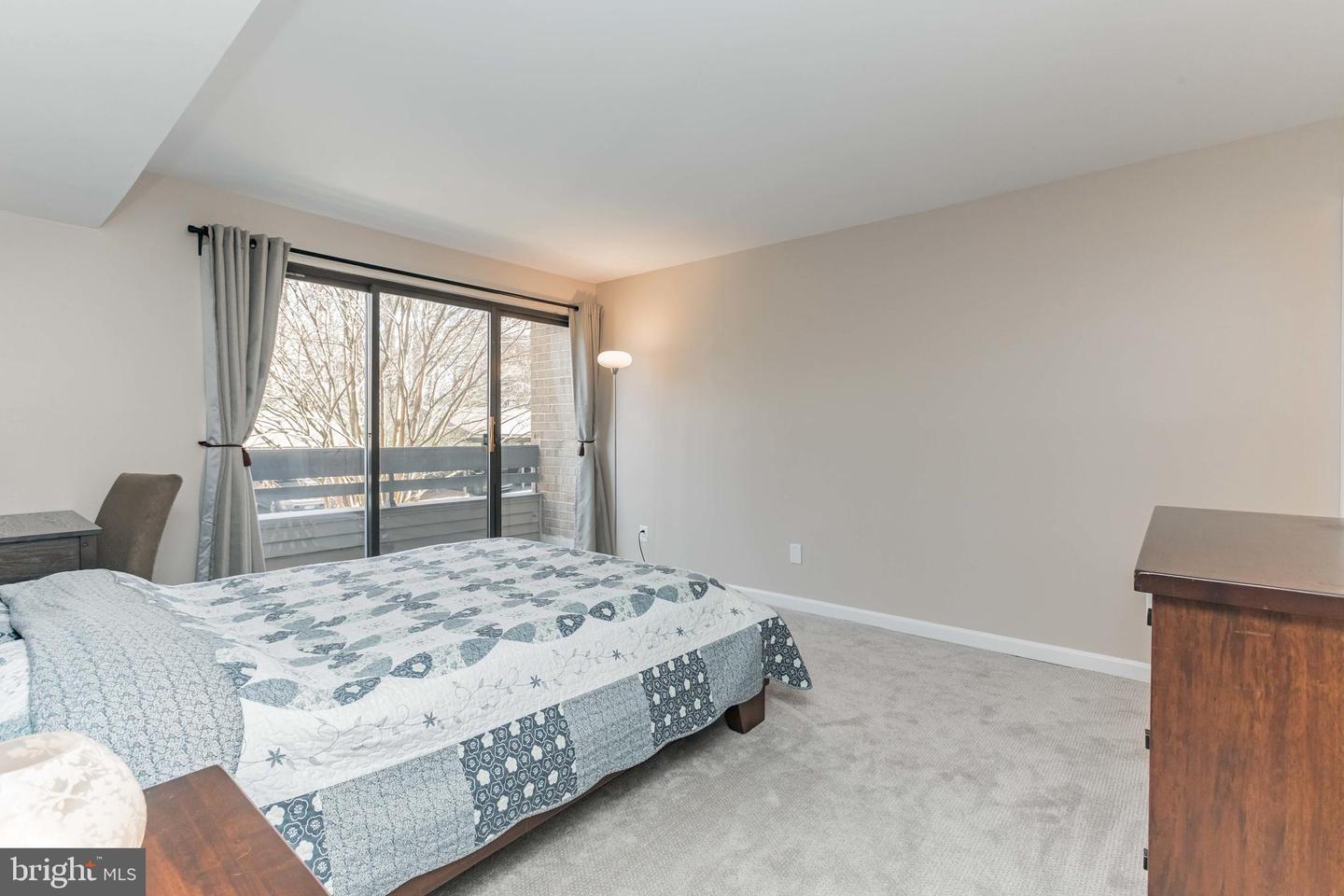 2116 Green Watch WAY Unit: 200