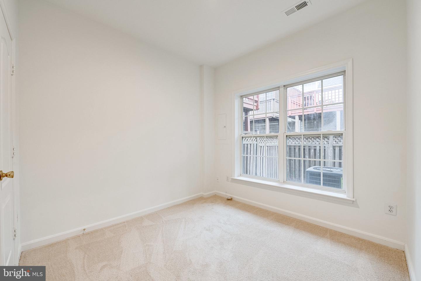 8173 Quinn TERRACE