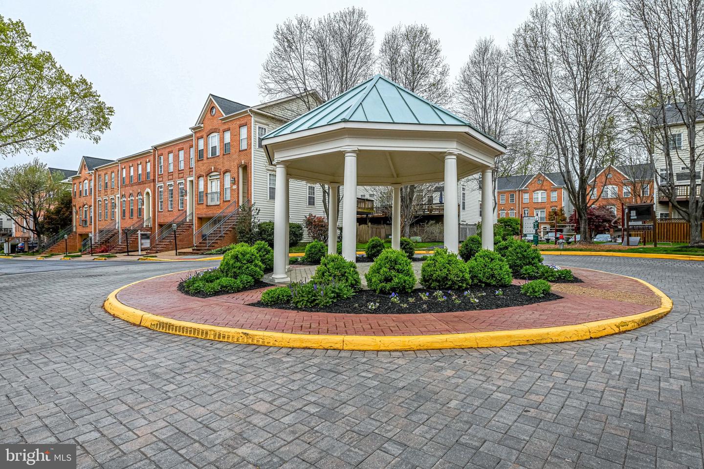 8173 Quinn TERRACE