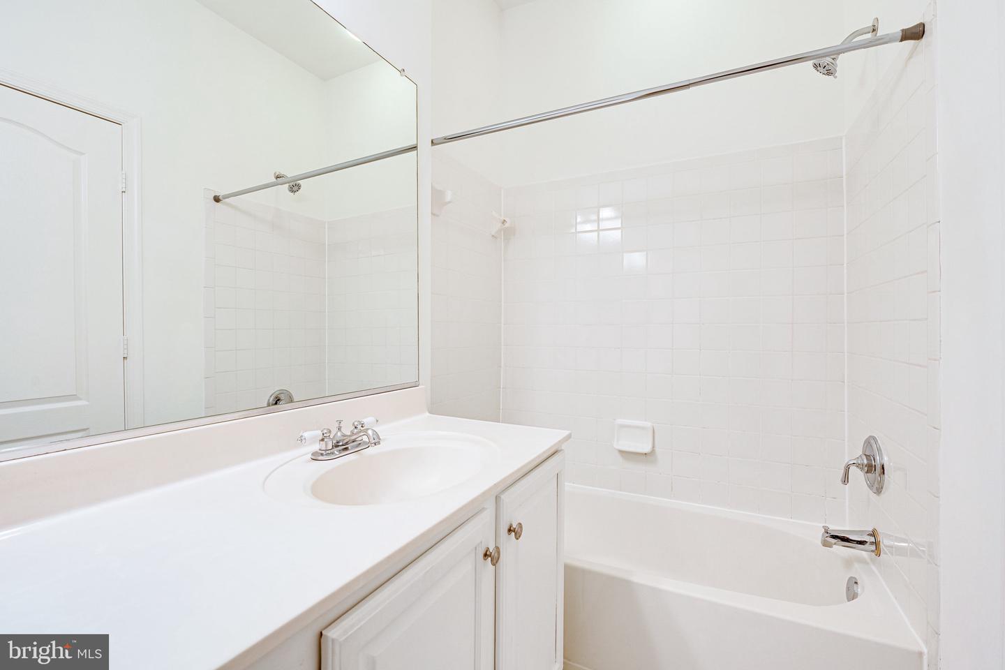 8173 Quinn TERRACE